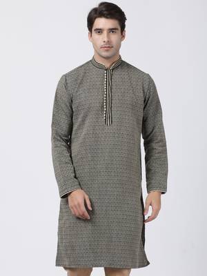 Black Plain Cotton Silk Men Kurtas 1