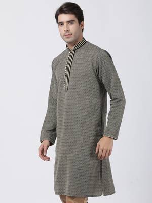 Black Plain Cotton Silk Men Kurtas 2