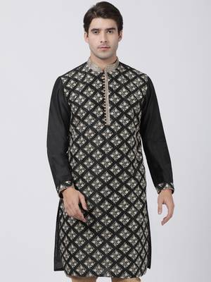 Black Plain Blended Cotton Men Kurtas 1