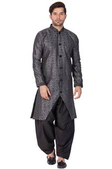 Men'S Grey Silk Blend Sherwani Set
