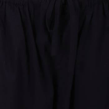 Women Cotton Black Solid Capri 5