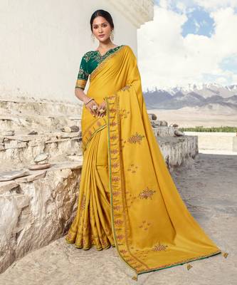 Mustard Embroidered Silk Blend Saree With Blouse 1