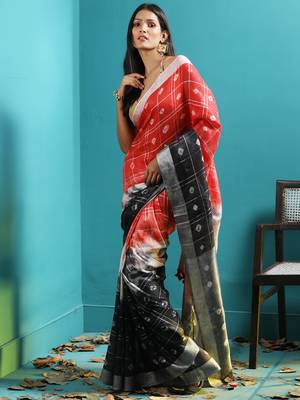 Red & Black Linen Saree With Bandhani Designs 2