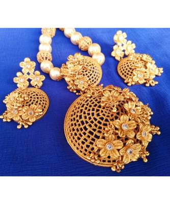 Georgeous  Gold Plated Pearls Necklace Set 2
