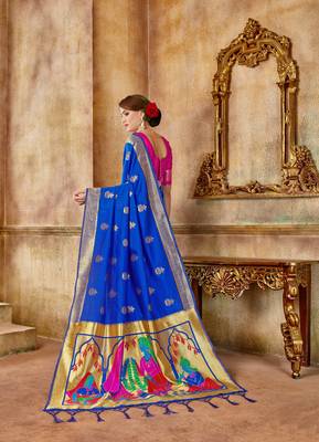 Blue woven banarasi silk saree with blouse 4