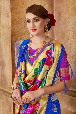 Blue woven banarasi silk saree with blouse 5
