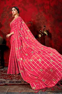 Pink woven silk blend saree with blouse 3