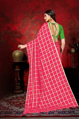 Pink woven silk blend saree with blouse 4
