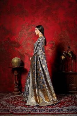Navy blue woven banarasi silk saree with blouse 2