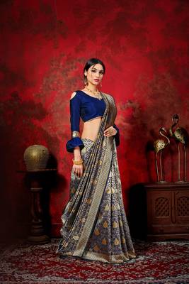 Navy blue woven banarasi silk saree with blouse 3