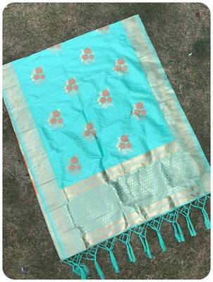 green woven banarasi Dupatta 1