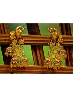 Gold earrings 1