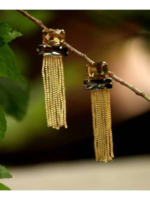 Gold earrings 1
