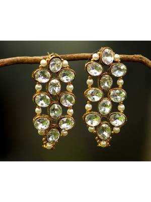 Gold earrings 1