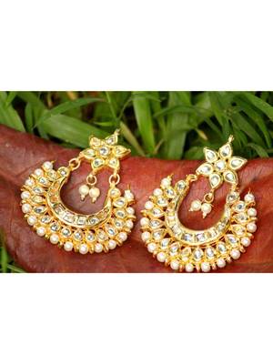 Gold earrings 1