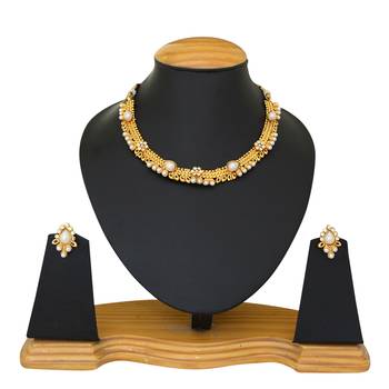 White necklace-sets 2