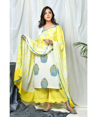Nigaar Block print set with tye dye dupatta and scalloped pallazos 1