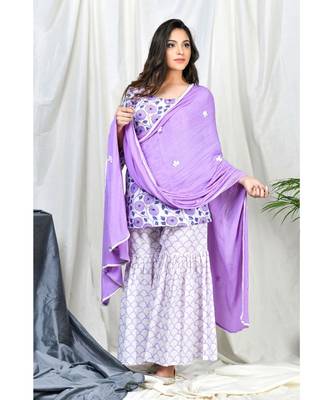 Nadia Sharara Set with Applique flowers dupatta 1