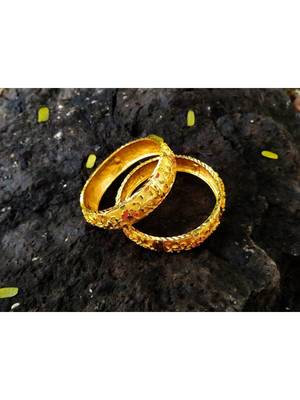 Gold bangles-and-bracelets 2