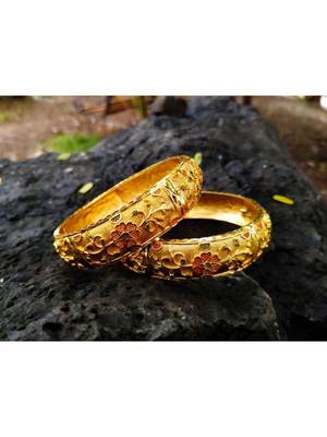 Gold bangles-and-bracelets 3
