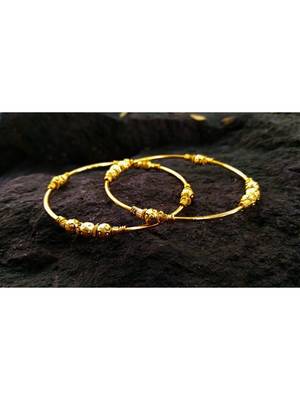 Gold bangles-and-bracelets 1