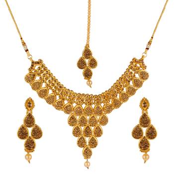Gold necklaces 1