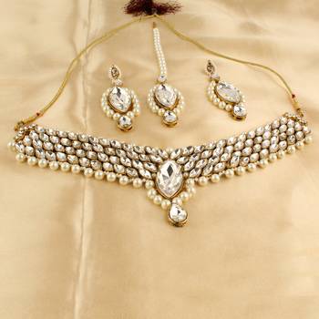 White necklaces 1