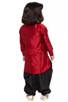  Maroon And Black Silk Blend Kurta And Dhoti Set