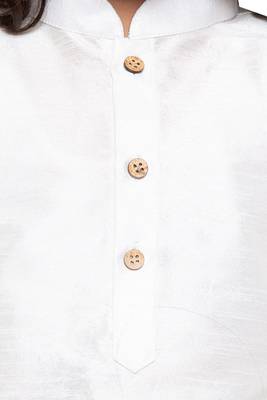  White And Chutney Green Silk Blend Kurta And Dhoti Set 3