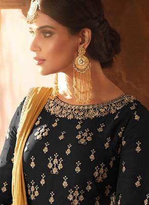 Black Embroidered Georgette Semi Stitched Salwar With Dupatta 2
