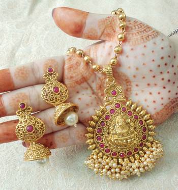 Lalso Beautiful Ruby 22" Brass Chain Pearl Beaded Bandhani Laxmi Pendant Earring Set - LBLPS01_RB 1
