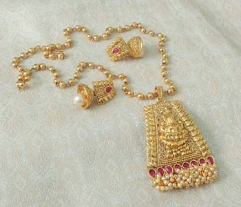 Lalso Beautiful Ruby 22" Brass Chain Pearl Beaded Bandhani Laxmi Pendant Earring Set - LBLPS03_RB 2