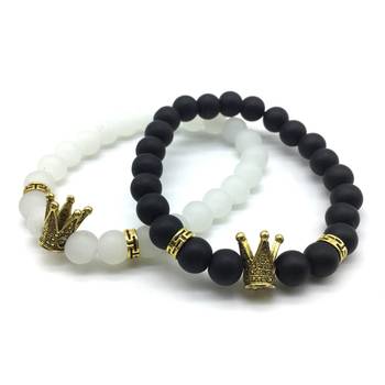 Pack Of 2 Set Black White Beads Golden King Queen Crown Charms Couple Bracelets Bracelet Men'S Jewellery 2