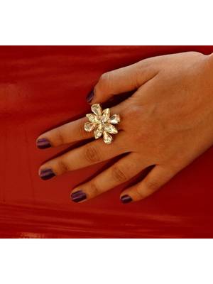 Gold rings 1