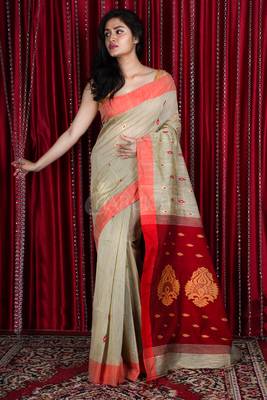 Beige Pure Cotton Saree With Allover Weave & Maroon Pallu 1