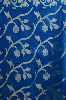 Royal Pink All Over Jamdani Weaved Saree With Blue Pallu 3