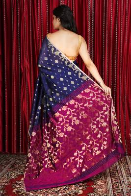 Indigo Blue Blended Cotton Saree With Allover Zari Design & Magenta Pallu 2