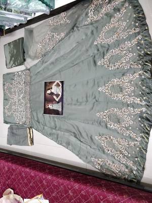 Grey embroidered santoon salwar 2