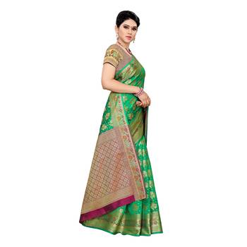 Green woven cotton silk saree with blouse 3