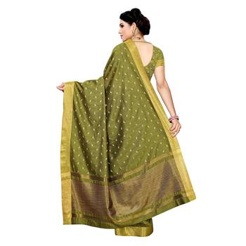 Green woven cotton silk saree with blouse 4