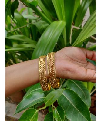 gold plated bangles set of 2 1