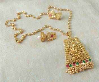 Lalso Beautiful Ruby Green 22" Brass Chain Pearl Beaded Bandhani Laxmi Pendant Earring Set - LBLPS03_RG 2