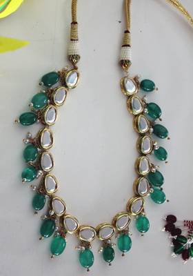 Gold Plated Kundan Green Onyx Shell Pearls Single String Necklace 2