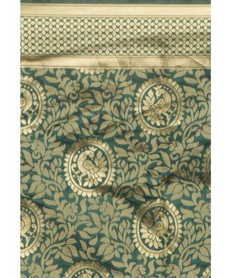 Green woven banarasi saree with blouse 4