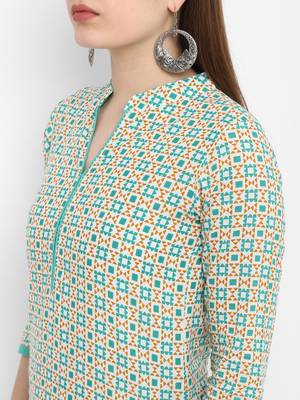Green printed cotton kurtas-and-kurtis 4