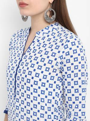 Blue printed cotton kurtas-and-kurtis 4