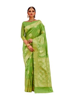 Light green woven silk saree with blouse 1