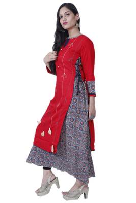 Women's Red A-line double layered Cotton Kurta with Creative Handwork & Funda 2