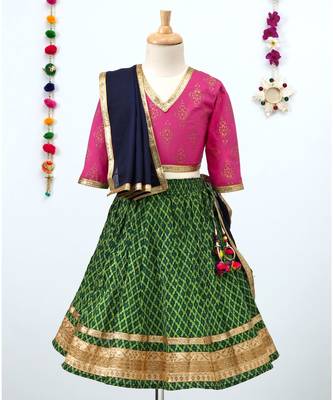 Printed Green Lehenga With Contrast Pink Tie Back Choli And Black Dupatta 1