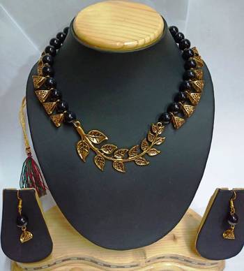 Black Necklaces 3